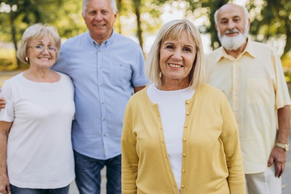 Comment choisir le bon matériel médical pour une personne âgée ou handicapée : guide pratique
